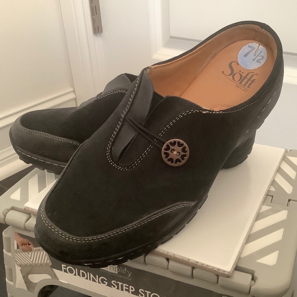 Sofft Walking Slip-on Sneakers, Size 7.5 - Picture 3 of 9